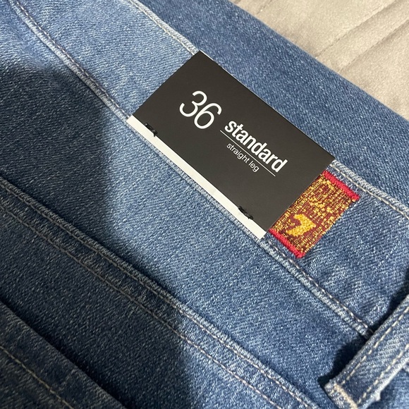 NWT 7 for all mankind jeans. Size 36. Straight leg. - Picture 3 of 4
